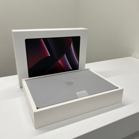 MacBook Pro 16" M2 Pro Space Gray 512GB SSD - Utstillingsmodell