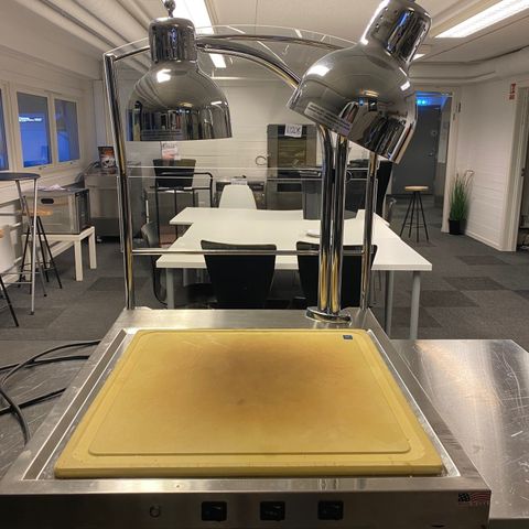 Alto Shaam Carving Station - Skjær kjøttet og hold det varmt med stil