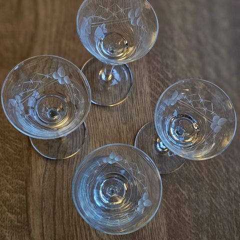 Annonsebilde