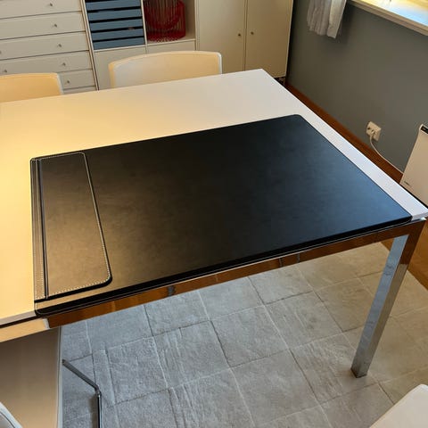 Annonsebilde