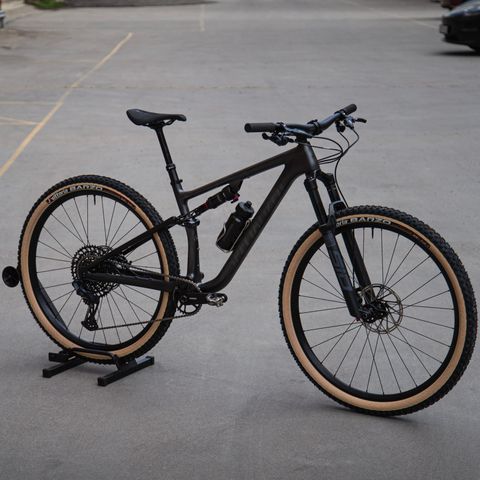 Specialized Epic Evo Comp Medium