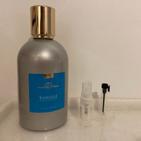 Comptoir Sud Pacifique - Vanille Passion (edp). Parfymeprøve / dekanter