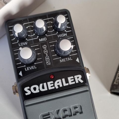 exar squealer sr-04