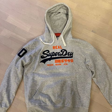 Genser fra Superdry