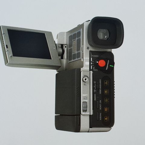 Sony Digital Video Camera iF - DCR-PC 7E