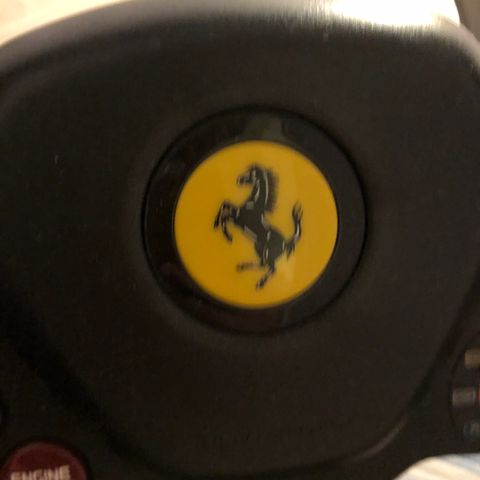 Ferrari Thrustmaster ratt