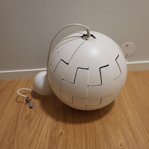 Ikea lampe, 200 kr