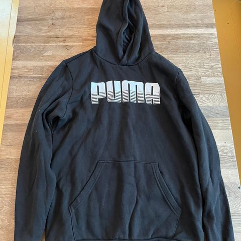 Sort ubrukt hettegenser/hoodie fra Puma str 176 (15/16 år)