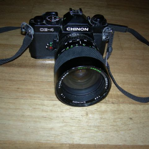 Chinon analogt speilreflex kamera CE-4 med zoom objeltiv 28-85mm