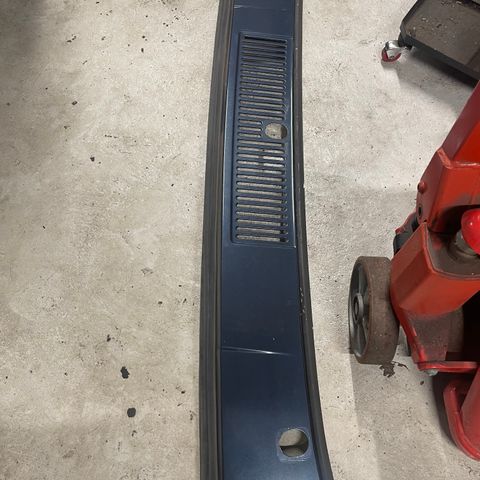 Volvo 940 front plate