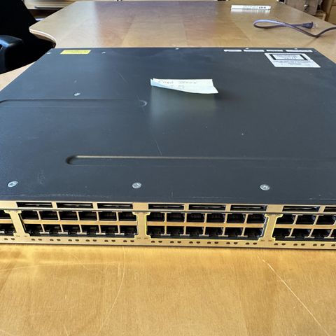 Cisco switch - WS-C3750X-48P-S