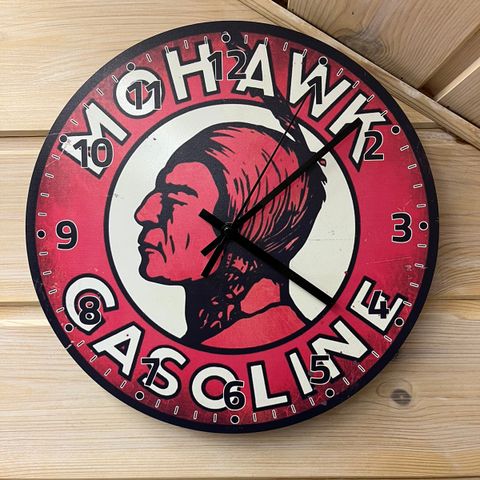 MOHAWK Gasoline. Vegg Klokke 30 cm diameter. Bensin, Garasje, Man Cave