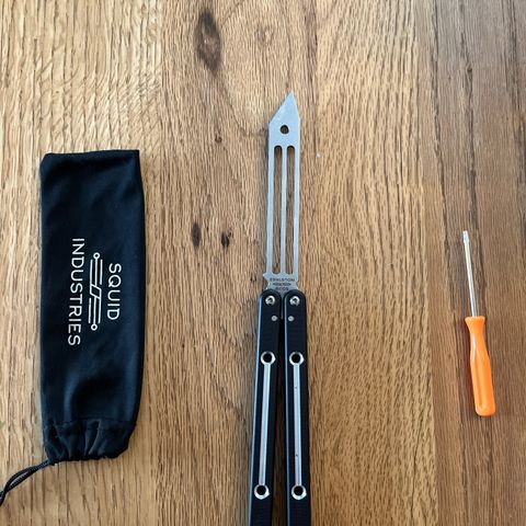 Squid Industries V4 Ballisong/Butterfly knife trener