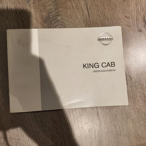 Nissan navara king cab d22 instruksjonsbok