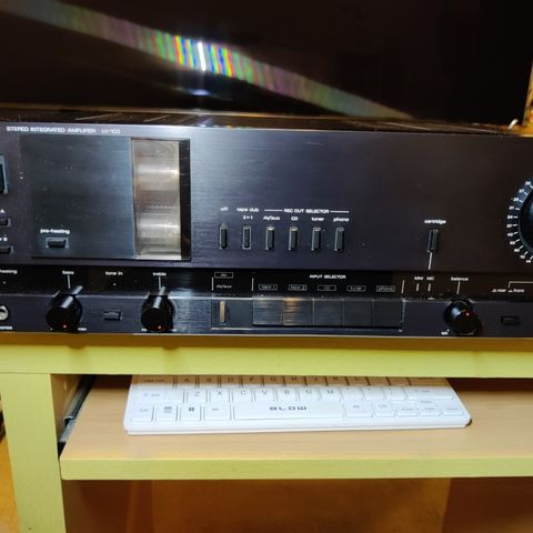 forsterker LUXMAN LV103