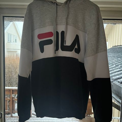 Fila hettegenser small