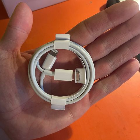 Apple USB-C til Lightning-kabel (1 m)