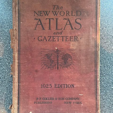 The New World Atlas and Gazetteer fra 1925