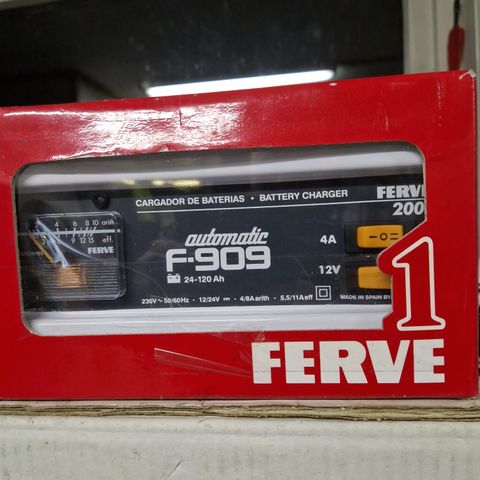 Ferve F-909 Batterilader