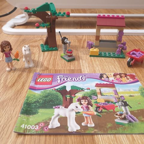 Lego Friends Olivias Newborn Foal 41003