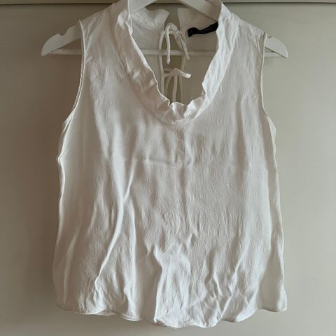 Pen bluse fra Zara (S)