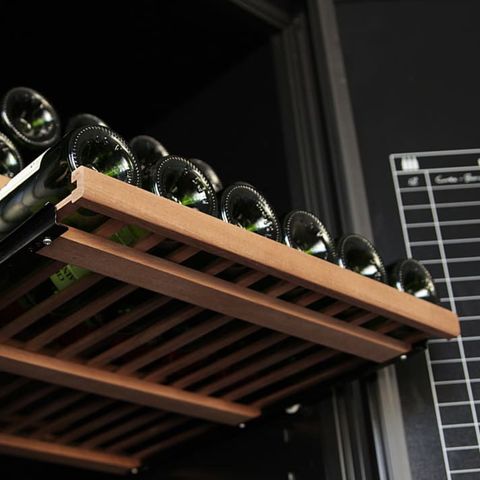 Vinlagringsskap for 237 flasker - mQuvée WineStore 800