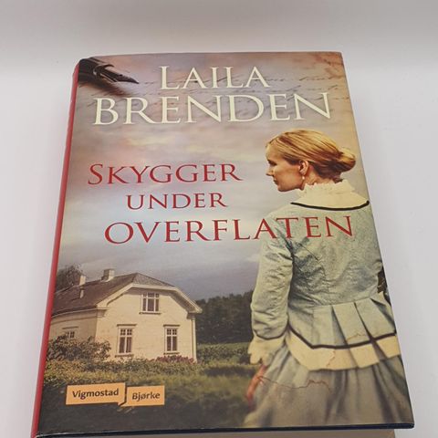 Skygger under overflaten - Laila Brenden