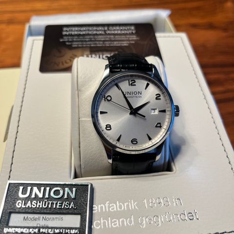 Union Glashütte Noramis date, 40 mm - krokodille rem