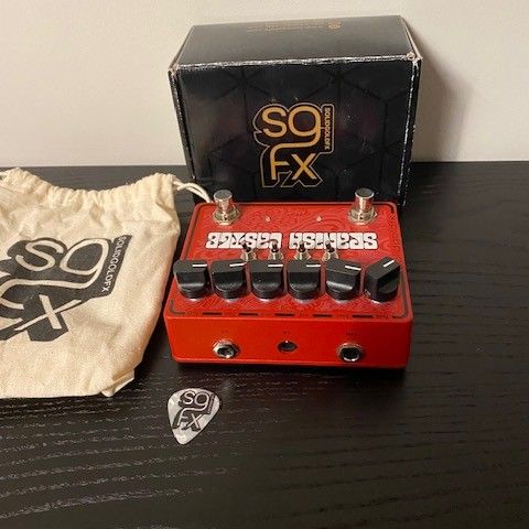 Solid gold x Spanish castle fuzz