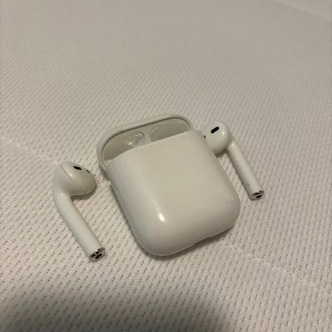 Apple Airpods