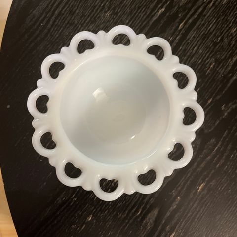 Opalin/ milkglass -  liten skål