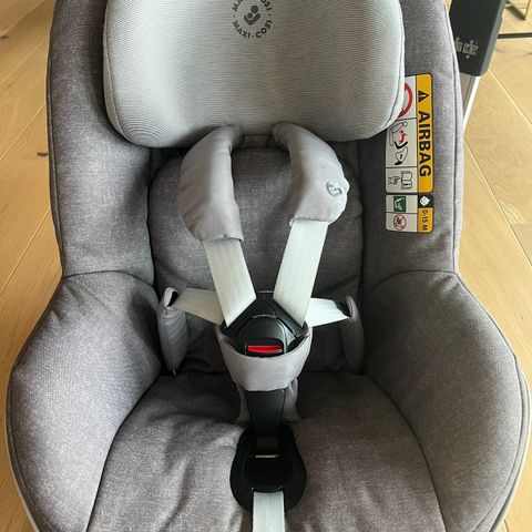 Maxi-Cosi bilstol + isofix base