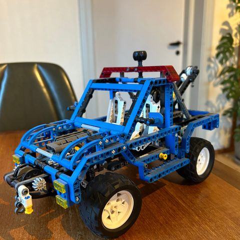 Lego Technic 8435 4WD