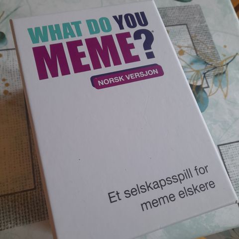 What do you meme? Kortspill.