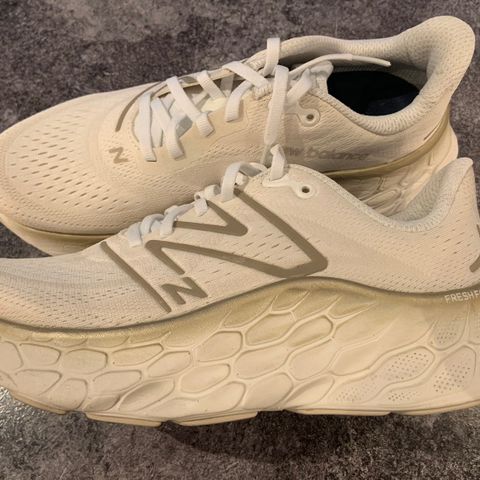 New Balance joggesko hvit/gull