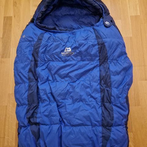 Mountain Equipment 3-sesong sovepose (lang)