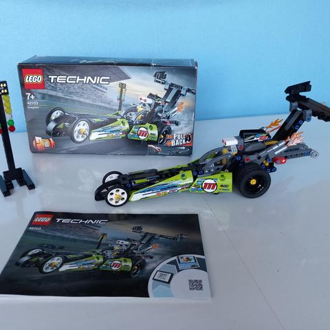 Lego Technic Dragster 42103