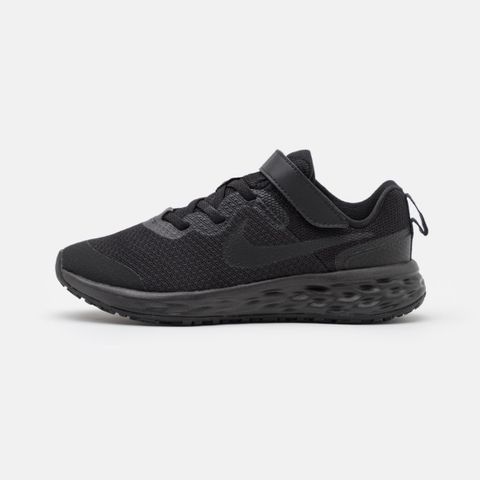 Nike Revolution str 33