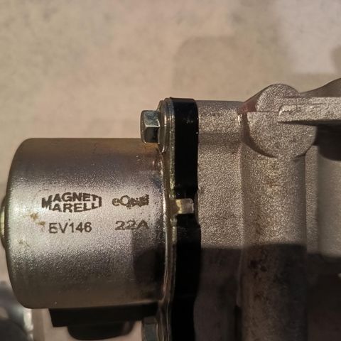 EGR ventil Magneti Marelli til Toyota avensis 2.0 diesel 116 Hk