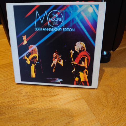 Mott the Hoople - Live - 30th anniversary edition.2CD.