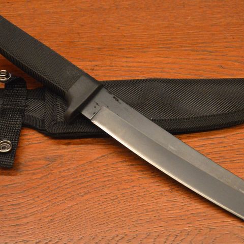 Tanto / bushcraft kniv