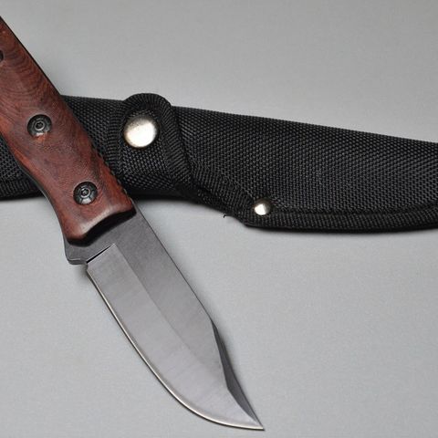 Jakt/bushcraft kniv