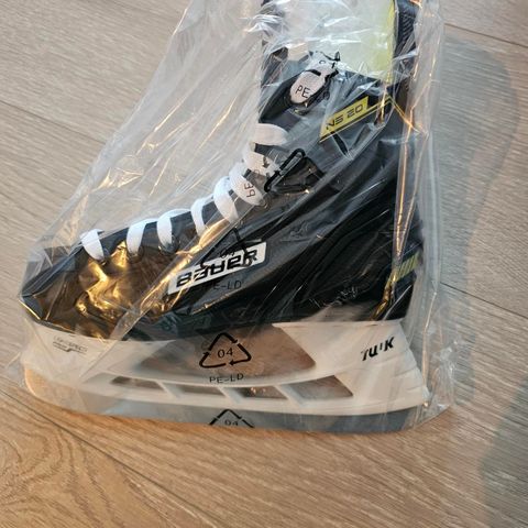 Bauer NS Junior Hockeyskøyte

38,5