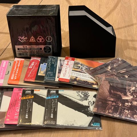 Led Zeppelin - 40th Anniversary japansk CD-boks, strøken!