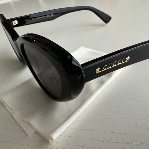 Gucci Sort Solbriller Gucci®  GG1170S 001