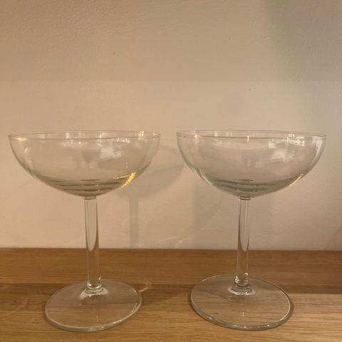 Champagne / cocktail glass