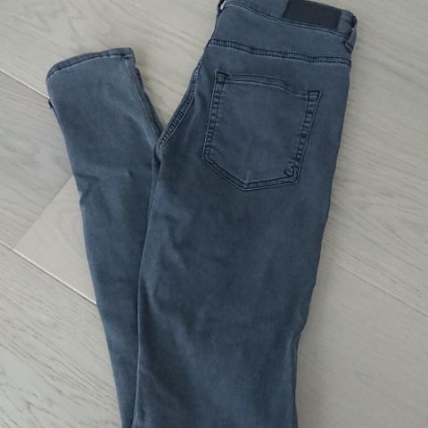 High Waist Jeans str. M W31
