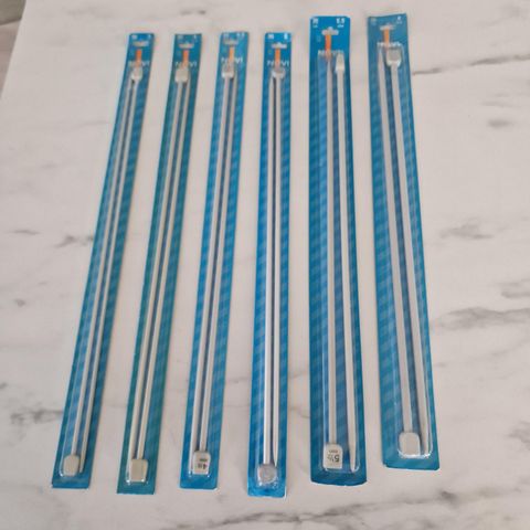 Strikkepinner / lange pinner - 35 cm lengder