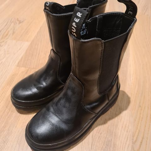 Chelsea boots str 28