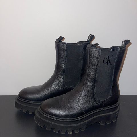 calvin klein boots str 39